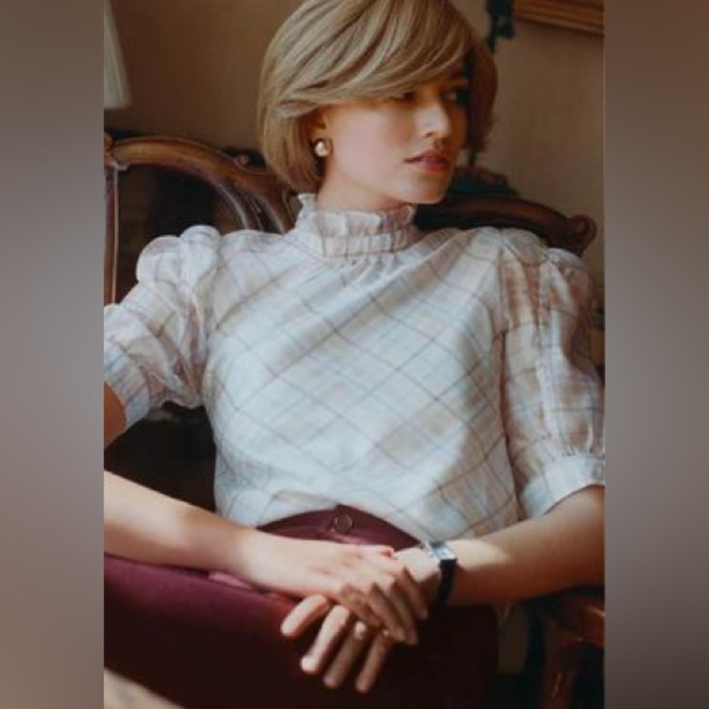 en saison Puff-sleeved high neck blouse XS  BRAND NEW